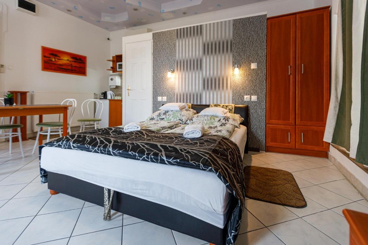 Central Apartman Gyula Luaran gambar