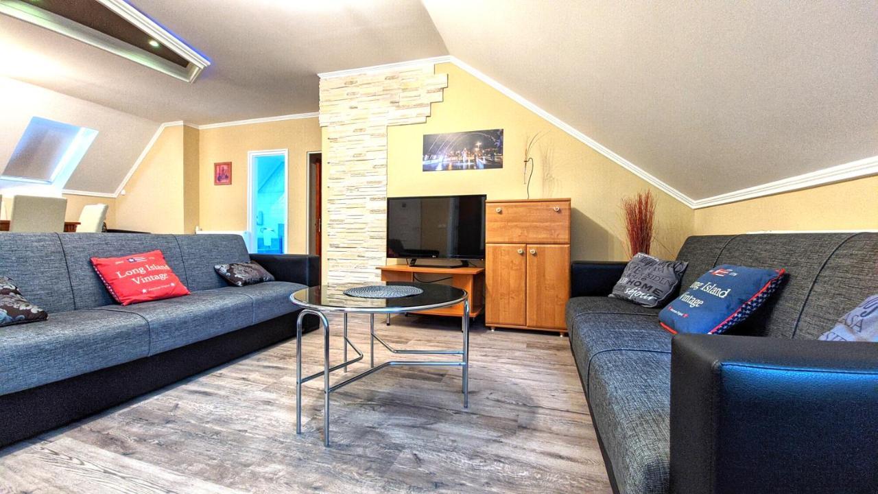 Central Apartman Gyula Luaran gambar