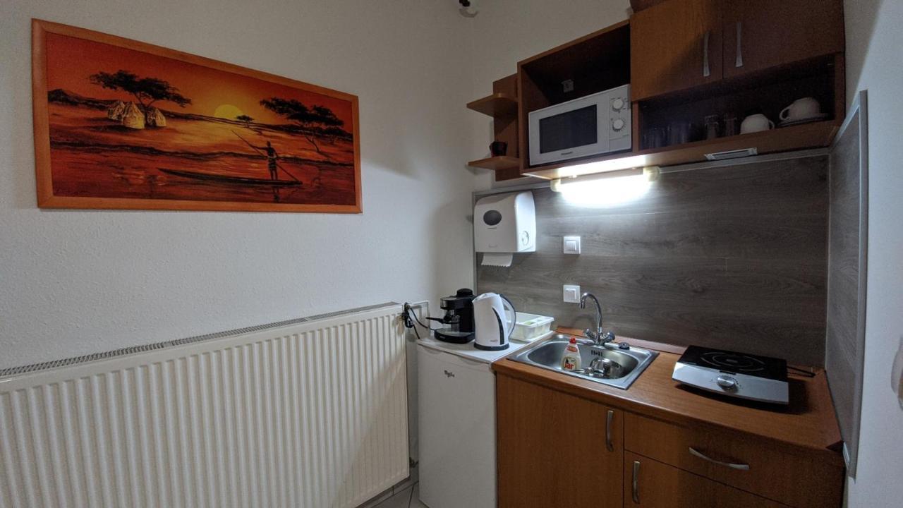 Central Apartman Gyula Luaran gambar