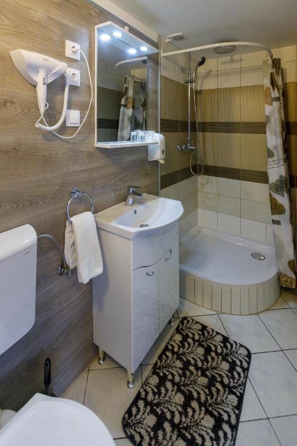 Central Apartman Gyula Luaran gambar