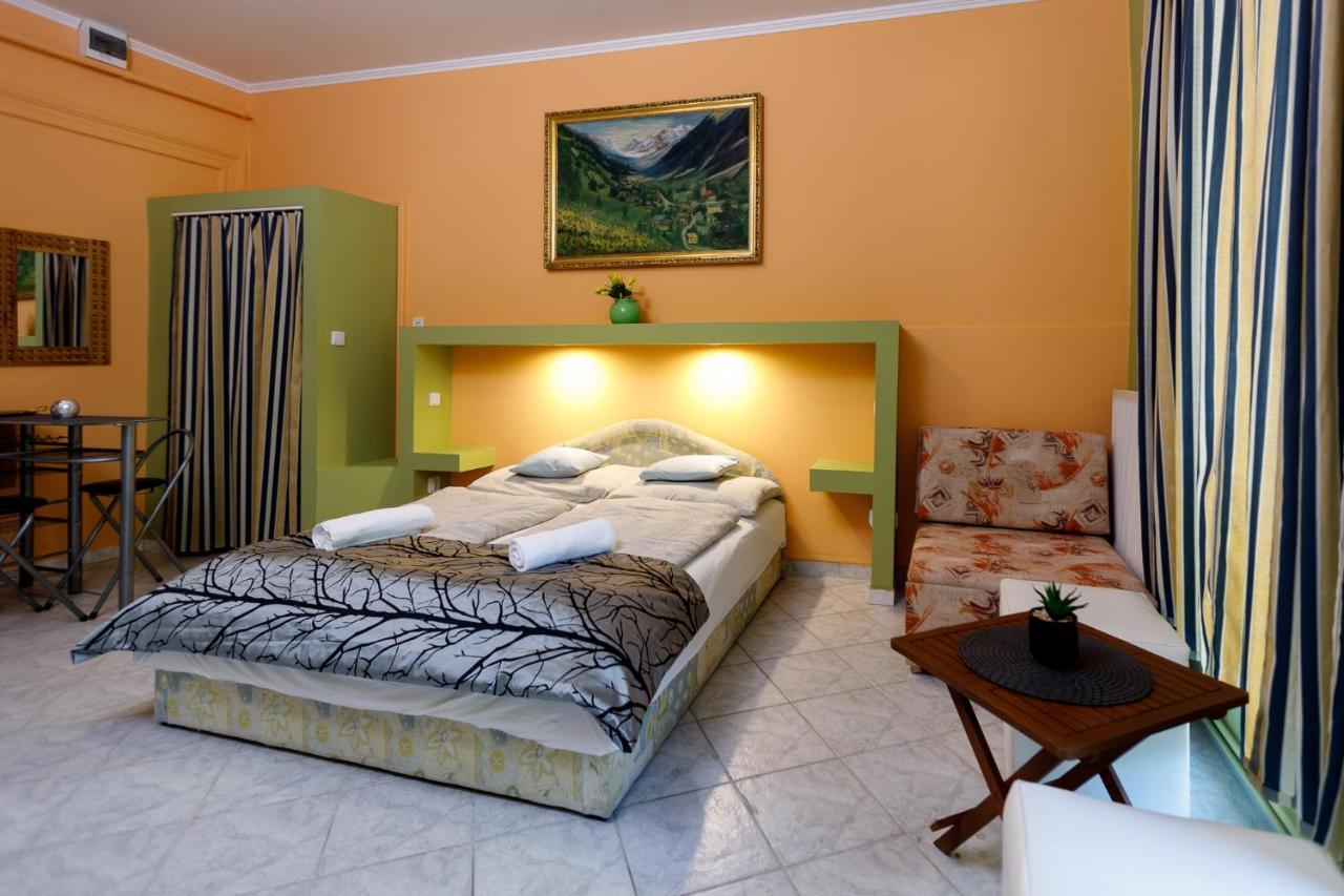 Central Apartman Gyula Luaran gambar
