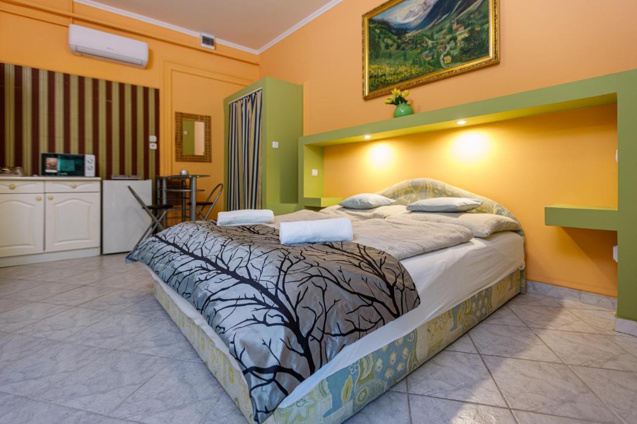 Central Apartman Gyula Luaran gambar