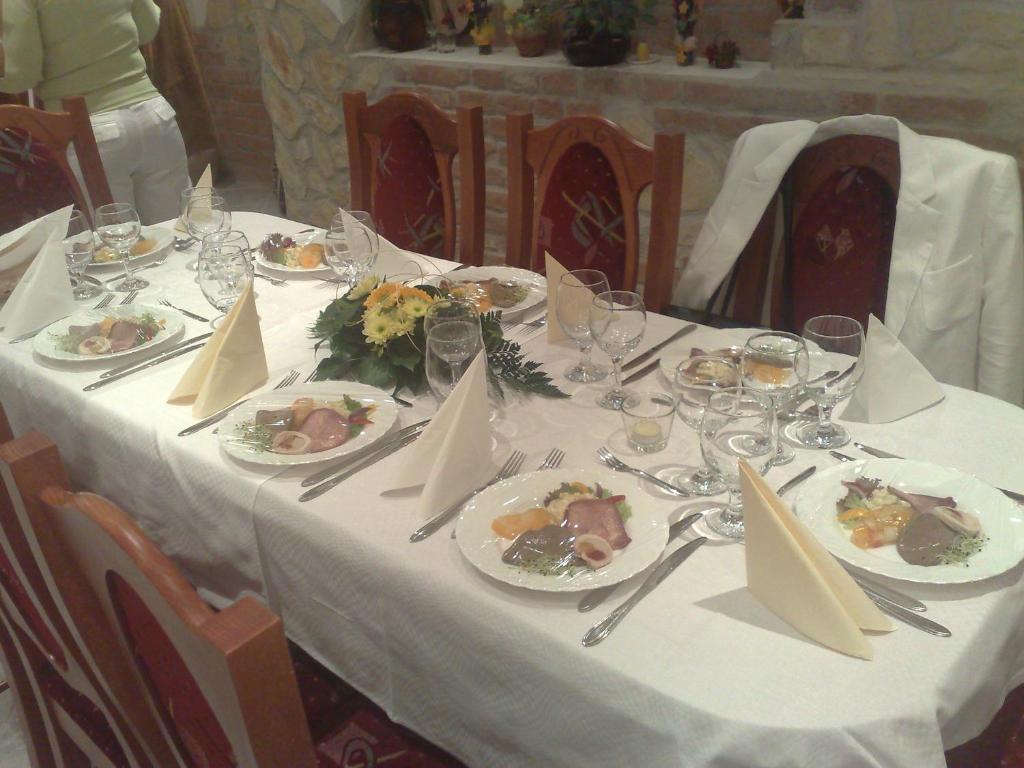 Central Apartman Gyula Luaran gambar